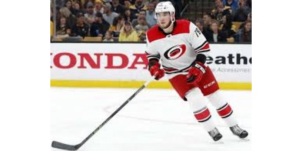 Ferland underskriver en fireårig kontrakt med Vancouver Canucks